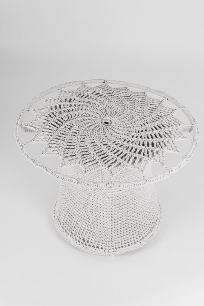 Malu Table
