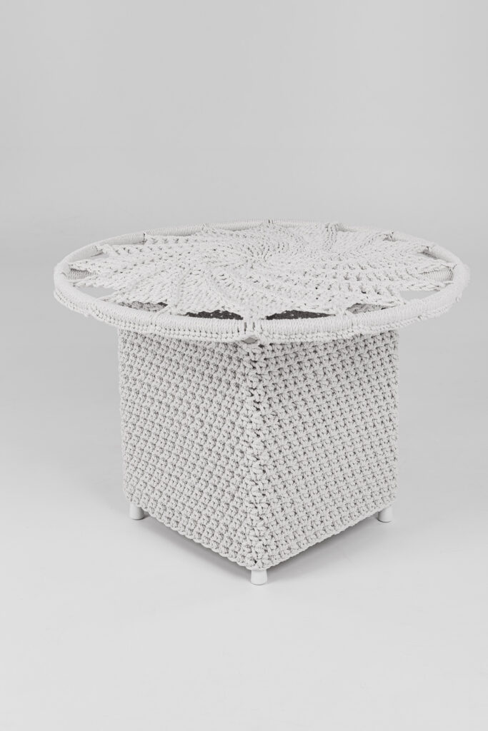 Malu Table